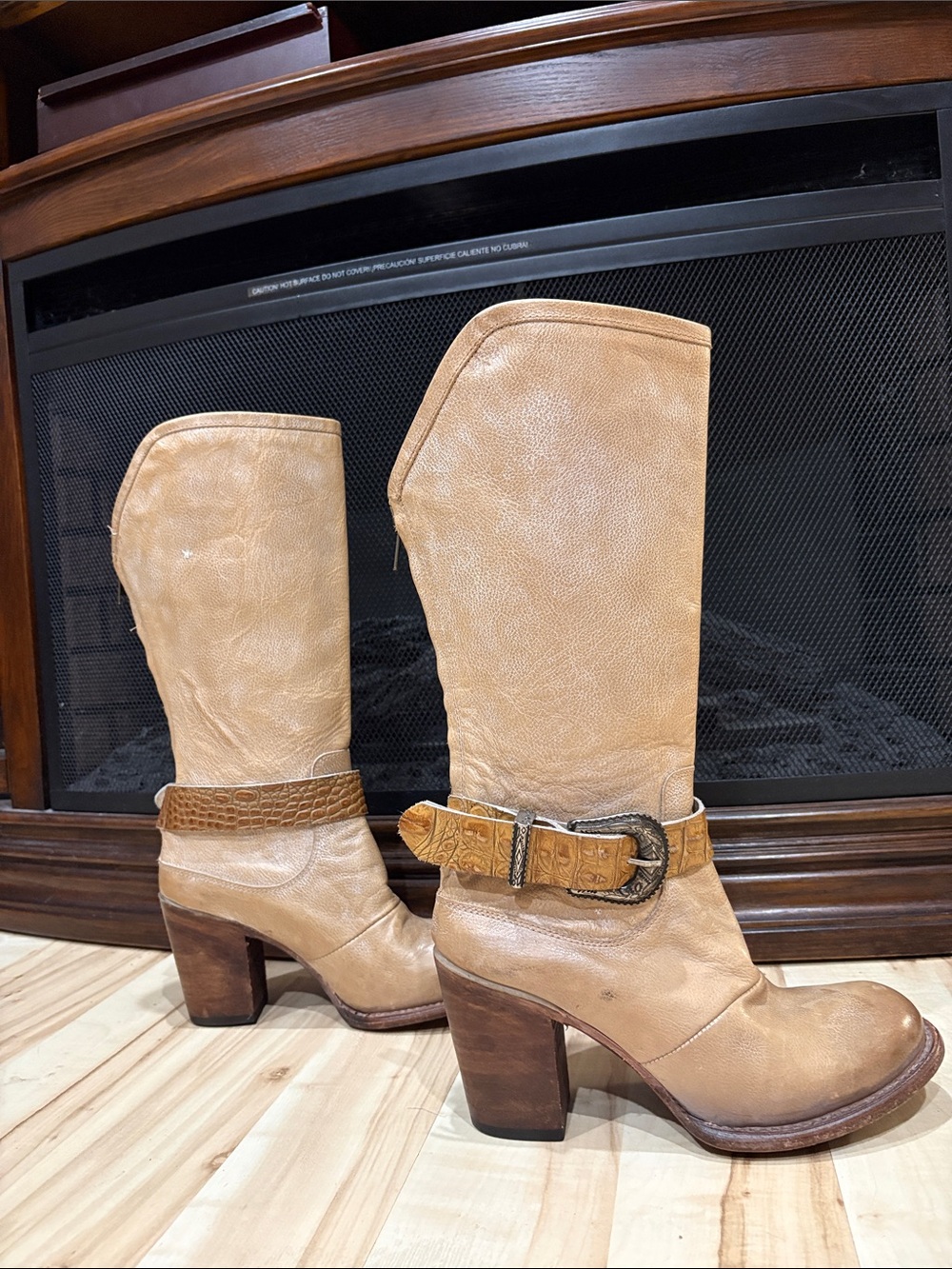 Freebies by STEVE THE BAE BOOTS